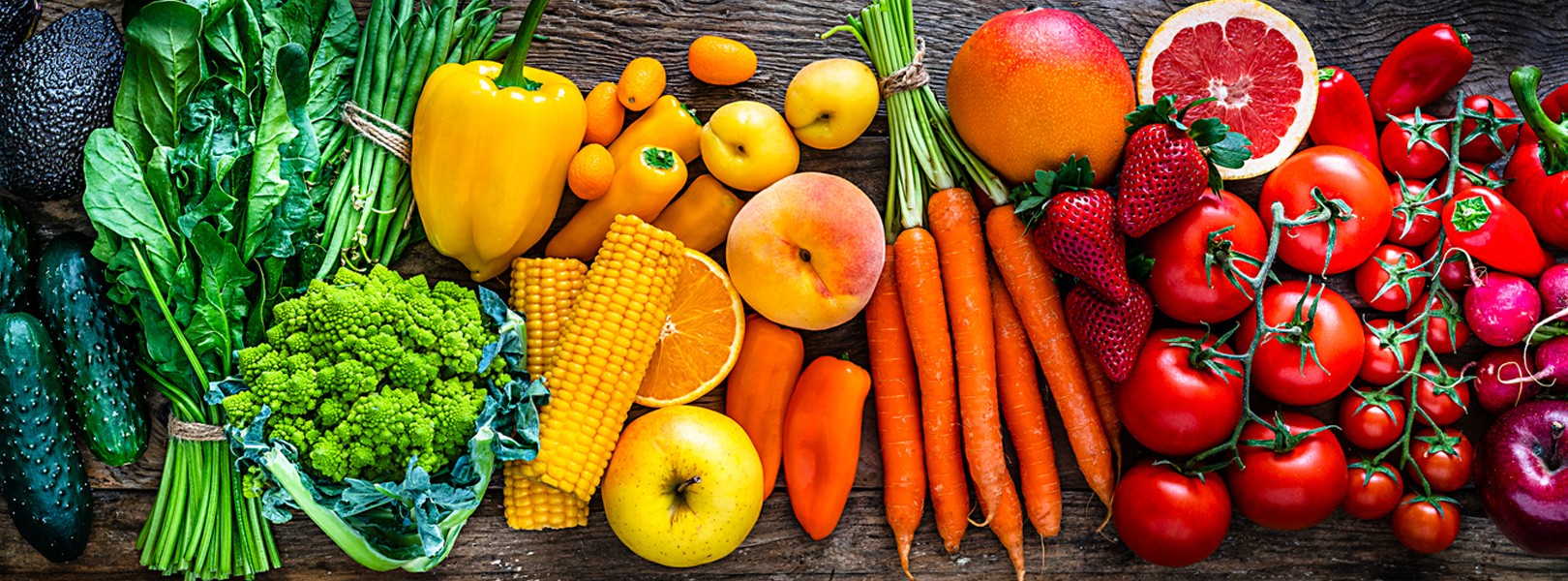 A beautiful and colorful display of fruits and vegetables